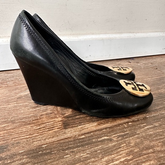 Tory Burch Sophie Wedge - Picture 2 of 8